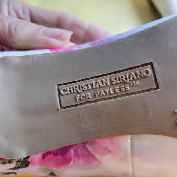 Women's Christian Siriano White Floral Heels Size 7W - Picture 7 of 9